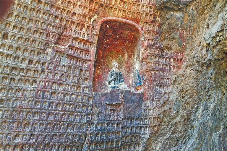 HenanPlus's tweet photo. "Psst… The Ultimate #Luoyang #Grottoes Easter Egg!" 🤫✨
As a #Henan native, even I didn’t know these hidden #gems—around Longmen Grottoes, a constellation of "mini-Longmens" awaits!
🗿 🚗 Treasure Hunt Guide: #Drive along the Yi River to unearth this "grotto blind box" chain! https://t.co/0tv3WKeAIM