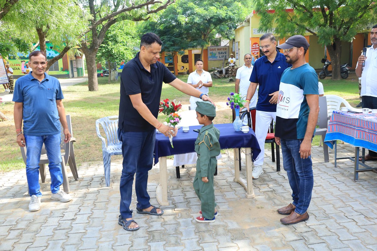 CISFTraining's tweet photo. 🌱 Greening the Future! 🌿
MPRTC Behror conducted a Tree Plantation Drive at a nearby Government School, uniting with young minds to sow the seeds of a cleaner, greener tomorrow. 🌳🌼
Together, we planted not just trees — but hope.
#CISF #MPRTCBehror @CISFHQrs https://t.co/QJzi2gJnIm