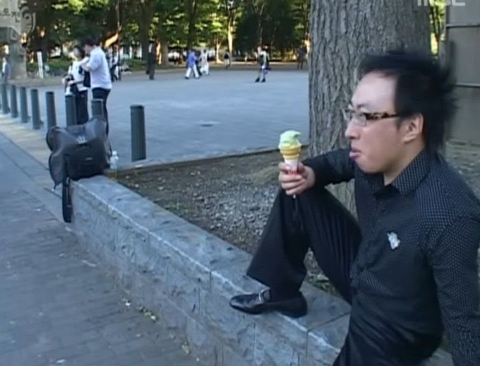 젊을때 유산소도 해야되고 근력도 키우고 따로 공부하면서 스펙도 만들고 취직해서 커리어도 쌓고 돈도 벌고 연애도 해야되는데 
뼈도 잘 길러놔야된다니