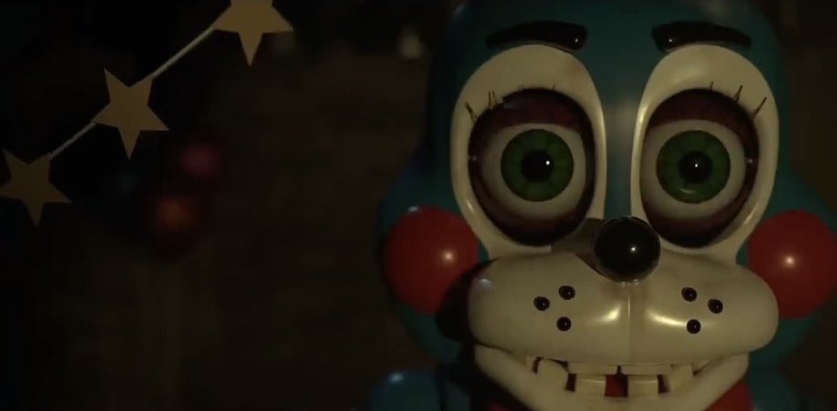R8yM1x's tweet image. WHERE JS THE FNAF 2 TRAILER SHOW IT TO ME NOW