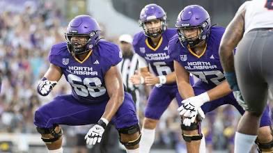 Jacobrathbone70's tweet image. Blessed to Receive an Offer from University of North Alabama!! @coach_thomas70 @wcsPHScr @pagefootball @CSmithScout @615Preps @coachwolf54 @SportsSouthTN @RyanCallahan247
