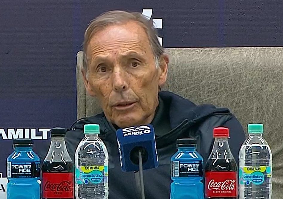 arevalo_martin's tweet image. “Hubo algunas cosas muy buenas. En el primer gol hay foul a Paredes y el árbitro no cobra nada. Ahí fue un volver a empezar”.
Miguel Ángel Russo.