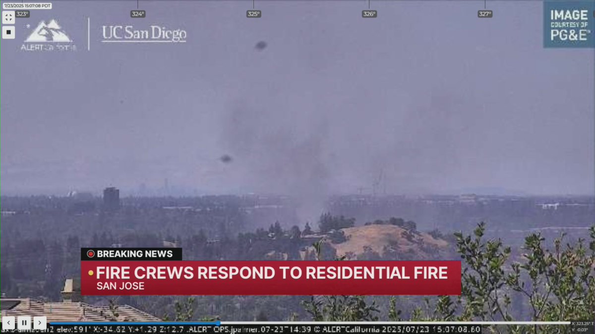 kron4news's tweet image. Residents evacuated in San Jose house fire, firefighter injured | STORY: kron4.com/news/bay-area/…