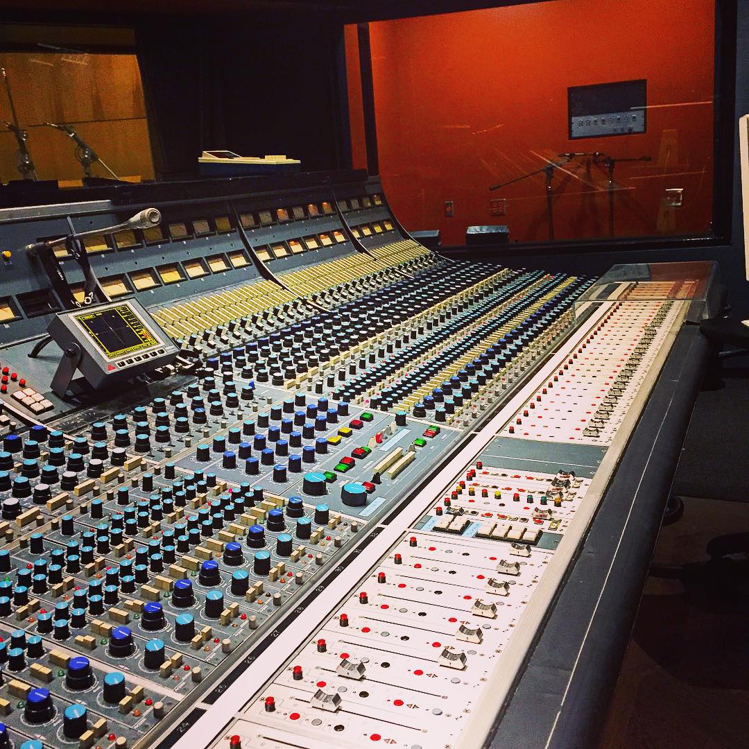 neildmonte's tweet image. My office for a while. #studio #drums #bassguitar #album #recording #musician