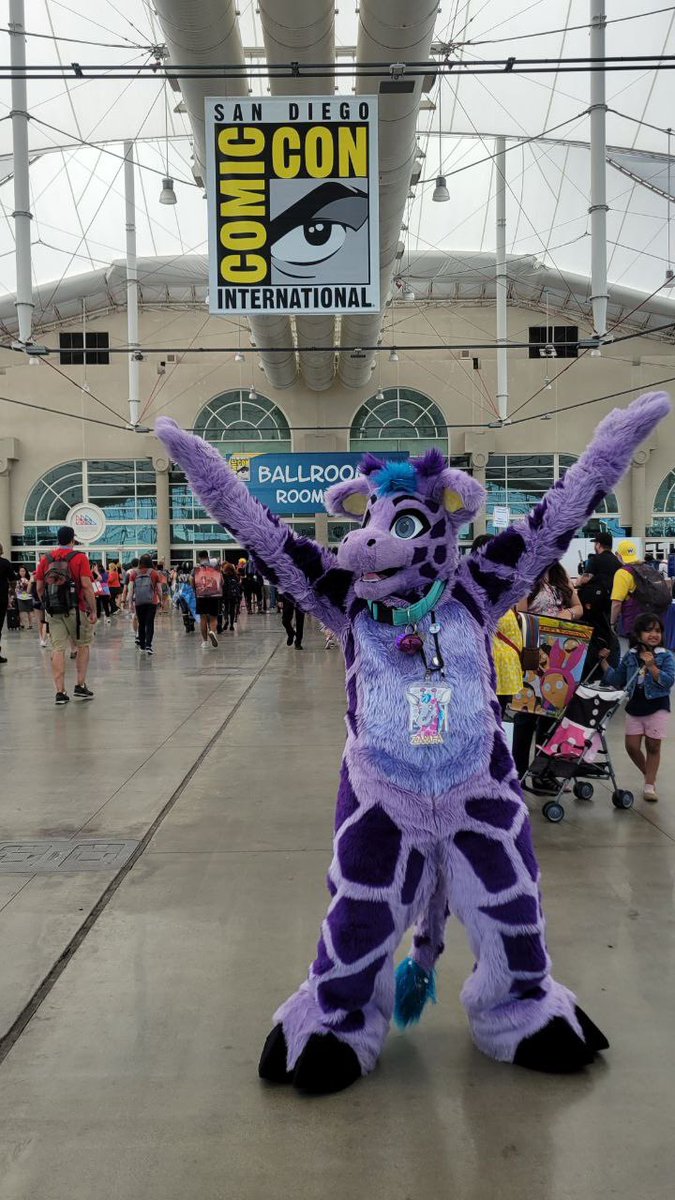 Zarafagiraffe's tweet image. And….life goes on. Heading down to San Diego Comic Con today, 150k of the nerdiest, geekiest people on the planet. It’s gonna be a great distraction! Suiting will occur, including a massive meeting of furries under the Gaslamp Arch at 7pm on Saturday!