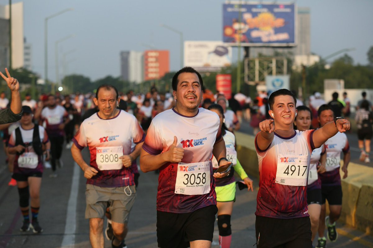 🔥 Cada paso cuenta, cada meta te transforma.
El 10K Internacional Comude Guadalajara y Bomberos 2025 está por comenzar.
Corre por ti, por tu ciudad y por todo lo que ya has superado. 👟💪

📅 Domingo 24 de agosto
🕡 6:30 a.m. | Glorieta Minerva
💵 Costo: $300
