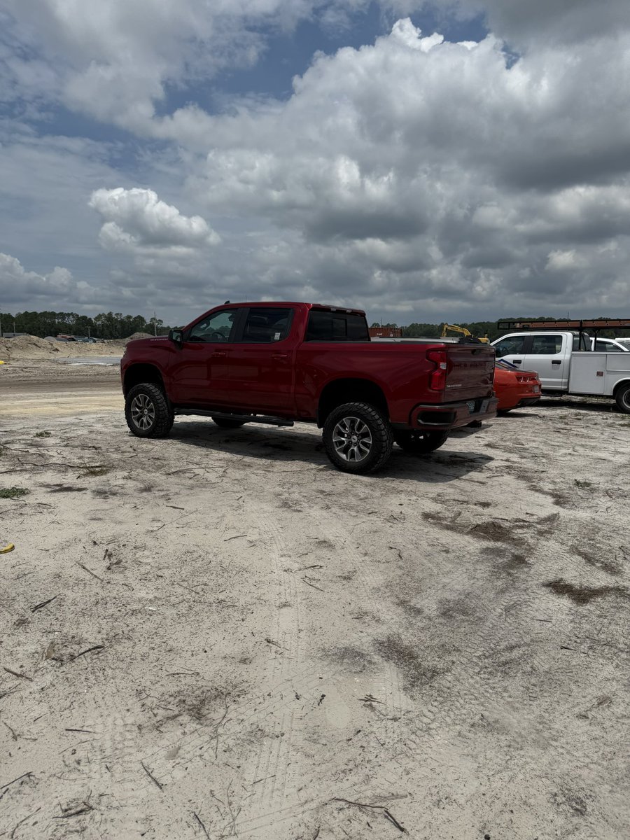jcole4848's tweet image. Took the pavement princess out for the weekly construction site visit. Did great