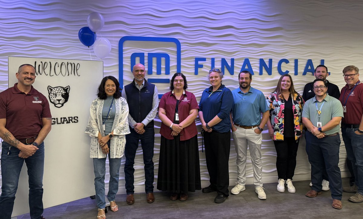 JRGuardiaPhD's tweet image. Today, the @TAMUSanAntonio Division of Student Affairs Senior Leadership Team came together for our retreat to Reflect. Realign. Reimagine. A heartfelt thank you to our partners at @gmfinancial for generously hosting us at your San Antonio Service Center!