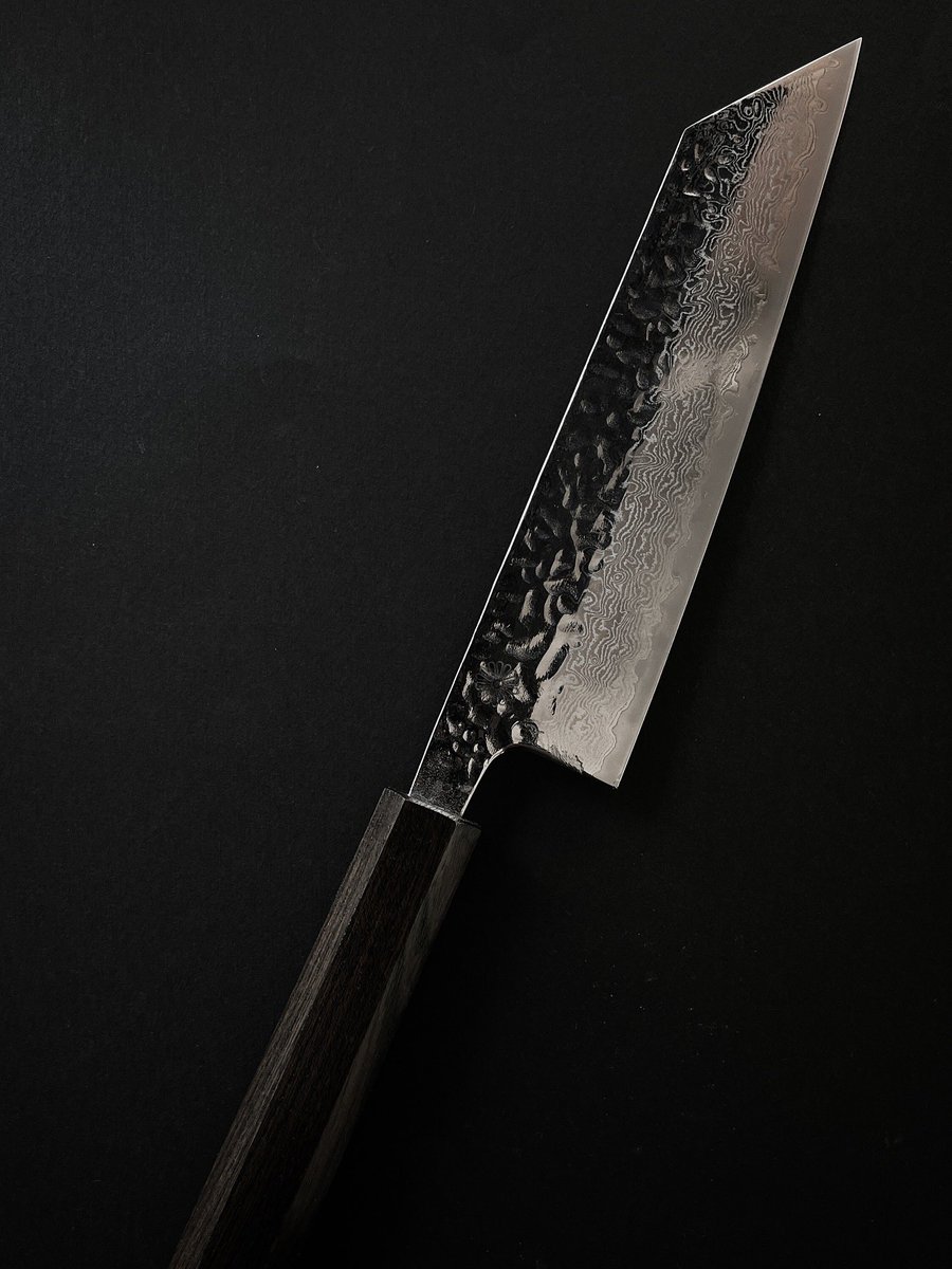KulurLab's tweet photo. Furu Keyaki Chopsticks  
拭き漆ケヤキお箸
+
Furu Keyaki Bunka 文化包丁

KULUR Lab  Tokyo https://t.co/u2YtI7DB2L