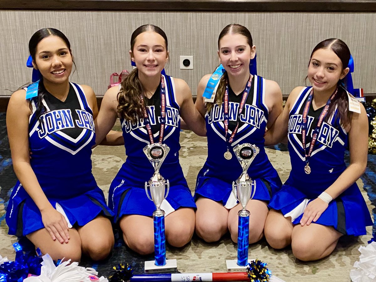 JJHS Cheer 💙 tweet media