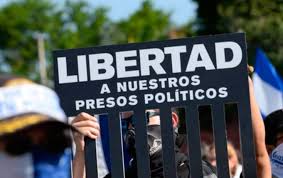 ⚠️Periodistas, médicos, maestros, abogados, enfermeras, estudiantes, defensores de DDHH… ¡Todos bajo ataque por exigir sus derechos! ¡Esto no es democracia!

#CeseLaRepresion
#LiberenALosTrabajadores
