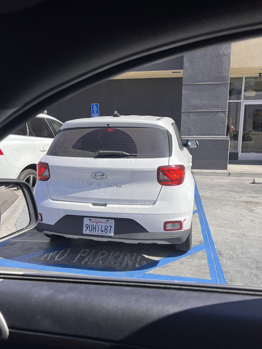 MarsRamz's tweet photo. Hey @McDonalds  I was forced to leave since I parked in my handicapped spot and before I could exit my car these people parked next to me. I asked them to move since it’s not a parking spot and the driver refused to move. @SanDiegoPD   Is this now a parking spot? 🤔 #help https://t.co/P30ccwUoMx