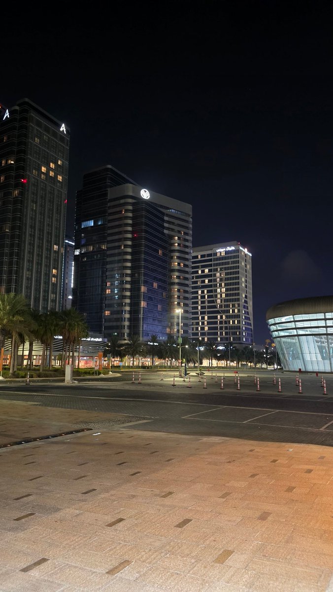 Llegamos a Abu Dhabi para jugar el primer clasificatorio mundial de los dos que tengo por delante 🥷

Vamos a brillar