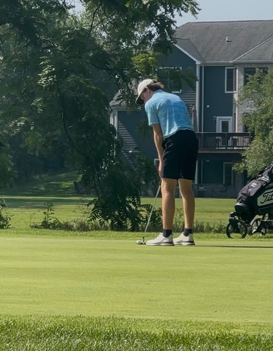 Cash played in the National Jr PGA  Championship Qualifier today at Coyote Crossing GC in Lafayette. 75 were in contention for 4 spots.  He shot a -2 (70) to secure his spot in next week's Jr PGA Championship at Purdue; 156 golfers will be competing from across the US. Way to go!