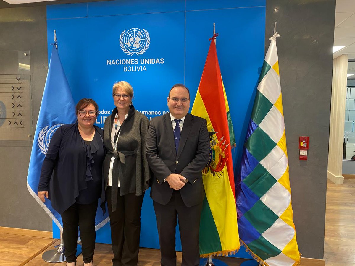 La Coordinadora Residente de <a href="/ONUBolivia/">ONU Bolivia</a>, recibió la visita del Jefe de Misión de <a href="/OIM_Argentina/">OIM Argentina</a>, Alejandro Guidi. 

Abordaron los escenarios de migración en Bolivia 🇧🇴 y los desplazamientos por situaciones de emergencias y desastres, y el rol de la OIM ante estas situaciones.