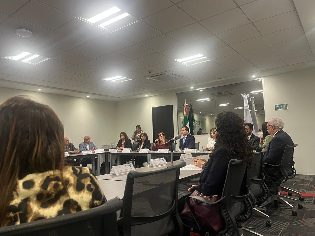 AmanacOficial's tweet photo. Hoy se realizó la presentación de los nuevos estándares del ecosistema de comercio exterior, un evento clave que contó con la presencia de Fernando Con y Ledesma, Presidente de AMANAC, quien refrendó la trascendencia del sector marítimo y portuario en el marco de #HechoEnMéxico. https://t.co/06zcEacuXk