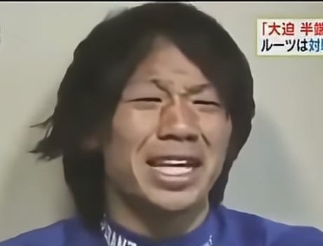 Suda_Masani00's tweet image. 【海外のショート動画】

彼が泣いているのには、わけがあります。