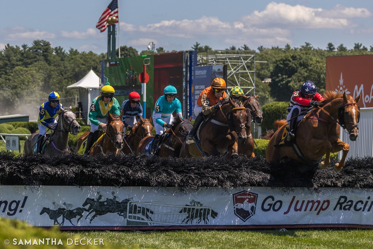 sdeckerphoto's tweet image. It was Historic Heart over Proven Innocent today in the Grade I A.P. Smithwick Memorial at Saratoga. Danny Mullins was onboard for trainer @Keri145. Congrats to all connections!
Shot for the @saratogaspecial