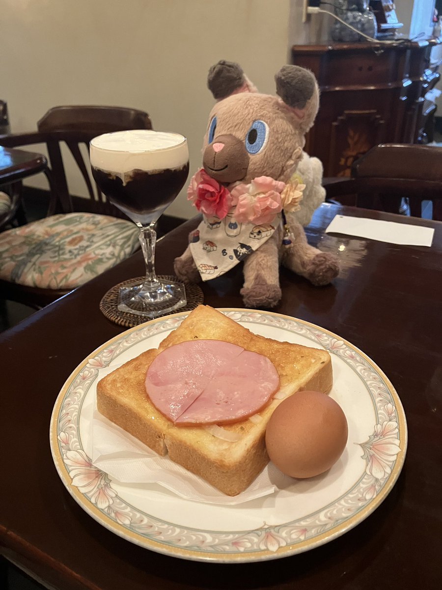 tier1kun's tweet image. ぴゃあっ✨
あわあわういんなこーひーだね❣️☕️
いわんこ、くりーむだいすき🐶💕
#ポケモンのいる生活 #イワンコといっしょ