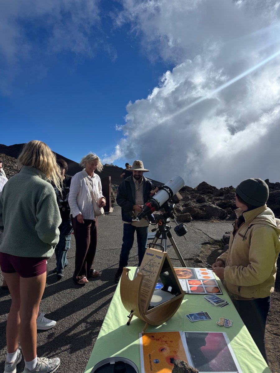 NatSolarObs's tweet image. Solar Fest from the House of the Sun! ☀️ Thanks to everyone who joined us, @HaleakalaNPS and @UHIfA   for a fun-filled weekend of solar science, art, solar telescope viewing, and more at the summit! See you again next year 🔭