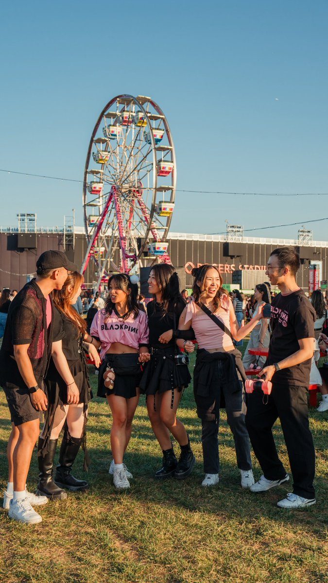 USBU4WAYS's tweet image. RT & REPLY FOR DAY 2 OF @BLACKPINK IN ROGERS STADIUM: 🏟️
BLACKPINK ROCKS ROGERS STADIUM
#DEADLINE_IN_TORONTODay2 #JUMP_IN_CANADA