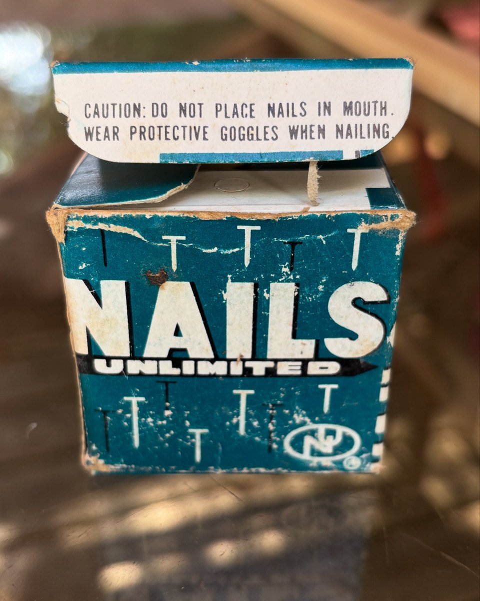 It seems that even way back in the 60s, companies were trying to save people from themselves.

No French yet though.

#cottagelife #cottagebuild #oldschool