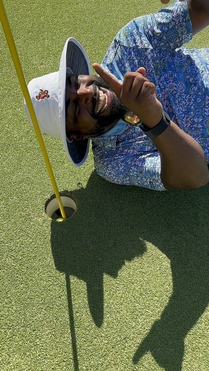 TheBigKSo's tweet image. HOLE IN ONE
📍 @Pukalani_Golf
🕳️ 8, Par 3, 154 yds, 9 iron
@mikealexbolling