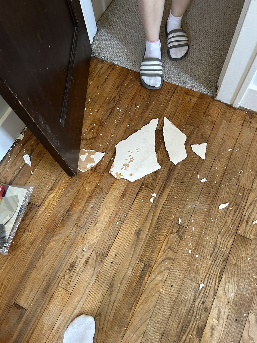 HZardoz's tweet image. The stairwell will be easy I said. Simple, barely an inconvenience.
Then the stucco comes down to add insult to injury.