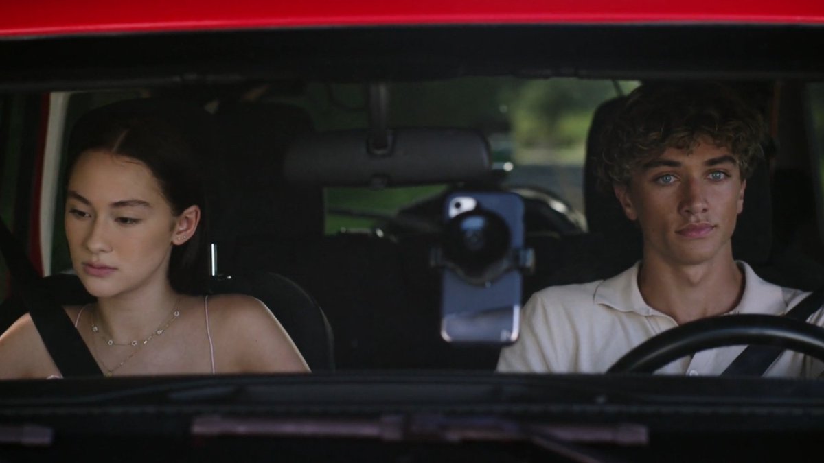 chappellofliv's tweet image. my favorite bellyjere parallels are the painfully awkward car rides they always have where conrad's living rent free on their minds ❤