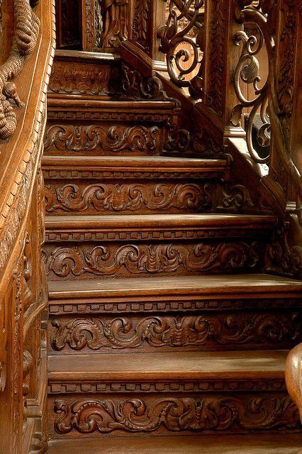 Vandy_Crisps's tweet image. Bring back artisanal carpentry and an appreciation for craftsmanship.