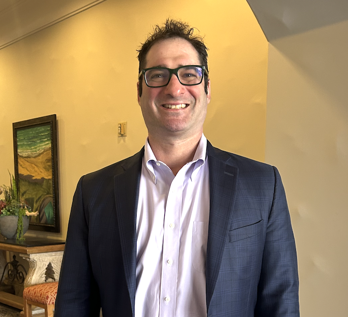 OncLive's tweet image. Thank you to Dr Jonathan Riess, of @UCD_Cancer, for sitting down with us at #BTGLung2025 to discuss the management of KRAS and BRAF mutations in NSCLC! See our site for more from the meeting! #lcsm #oncology
onclive.com/bridging-the-g…