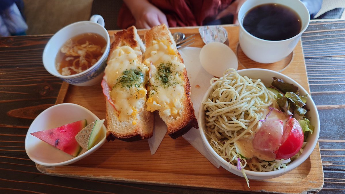 Tetra_ction's tweet image. 今朝は幼馴染とぶぶ屋さん😋
ぷちはぶっといトーストモーニング、相方はハムタマちートーストモーニング！！

( &apos;ω&apos;)ｹﾞﾌｯ