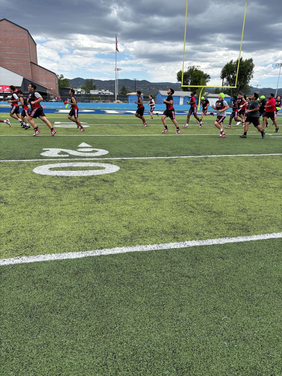 DHSDemonSports's tweet image. Look at our Dysart Demon boys putting in WORK up in Prescott this weekend! 💪🔥 Team building, tough training, and unstoppable energy.
#OneTeamOneGoal #DemonFootball
