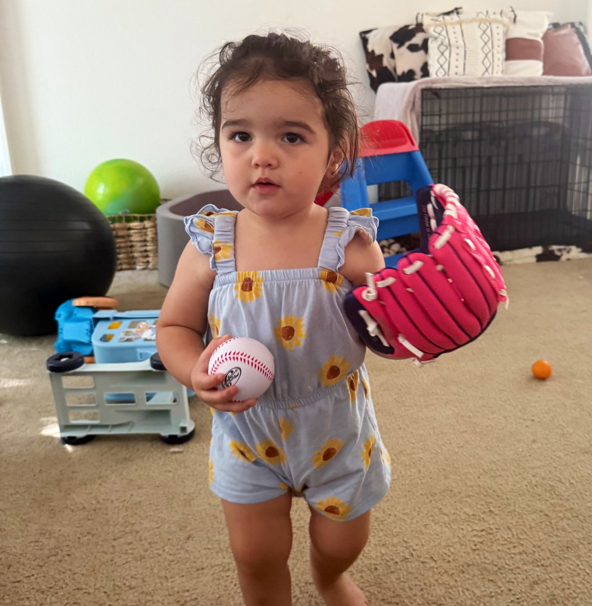 J_Georgeson26's tweet image. We took Sutton to a @lincolnpotters game over the weekend and now she is obsessed with baseball. She wants to watch it every night, so today her journey to the big leagues begins.