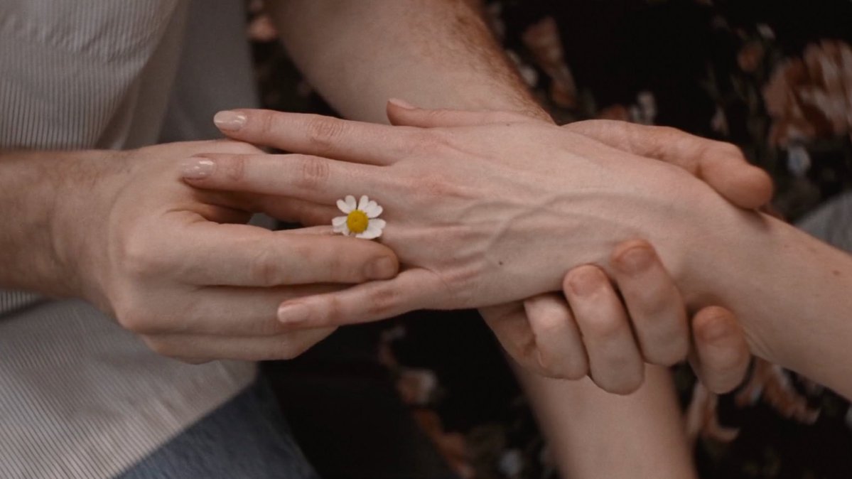 caioboxd's tweet image. materialists (2025) dir. celine song