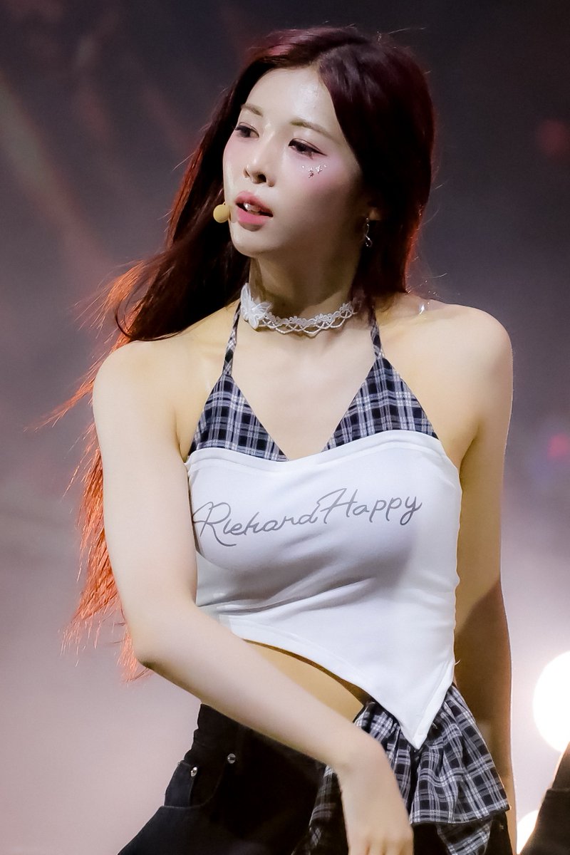 91ken3's tweet image. 25.07.20
tripleS A Live 25 in Tokyo
Day2
#DaHyun #์๋คํ #๋คํ #ๅพๅค่ณข
#tripleS #ํธ๋ฆฌํ์์ค
#tripleS_ALive25