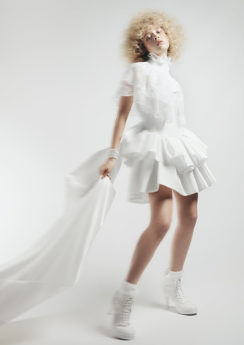 Kavyar (@officialkavyar) on Twitter photo Work by Kavyar members:
Stylist: kavyar.com/askthestylist
MUA: kavyar.com/tlfufwluoniq
kavyar.com/d0rlw8zsqjs4
Styling assist: kavyar.com/ckpf3z281lol
Non-Members:
Photo: @ambertomsphotography
Model: <a href="/ava/">Ava DuVernay</a>.vondavi
Hair: @traceyhughesedu
Nails: @studiomebeautyofficial Work by Kavyar members:
Stylist: kavyar.com/askthestylist
MUA: kavyar.com/tlfufwluoniq
kavyar.com/d0rlw8zsqjs4
Styling assist: kavyar.com/ckpf3z281lol
Non-Members:
Photo: @ambertomsphotography
Model: <a href="/ava/">Ava DuVernay</a>.vondavi
Hair: @traceyhughesedu
Nails: @studiomebeautyofficial