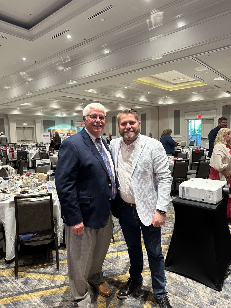 JakeMcCalmonTN's tweet image. ẞx.Enjoyed joining leaders and neighbors from across our community at the Williamson County State of the County event today!