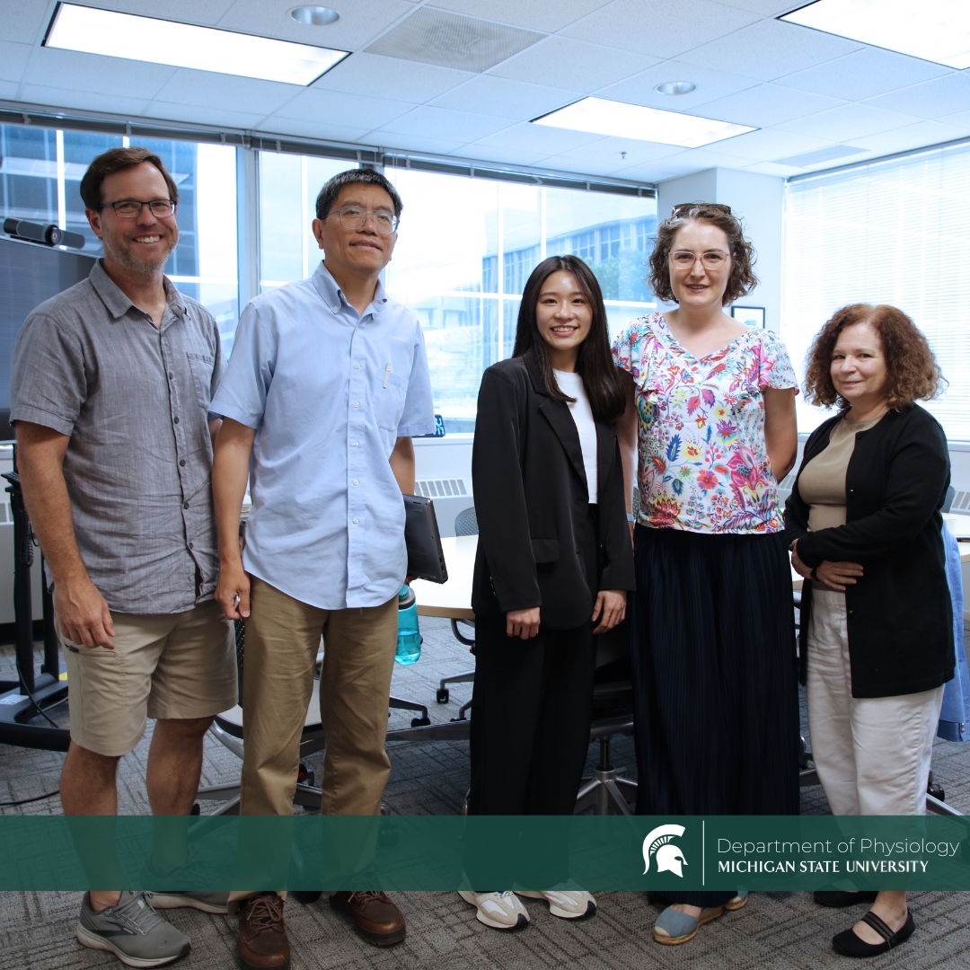 Congratulations to Dr. Peggy Hung on defending her dissertation! Hung’s research focused on how immune cells in the tumor microenvironment contribute to tumor progression in neurofibromatosis type 1 (NF1) and on developing new strategies to reprogram those cells to fight cancer.