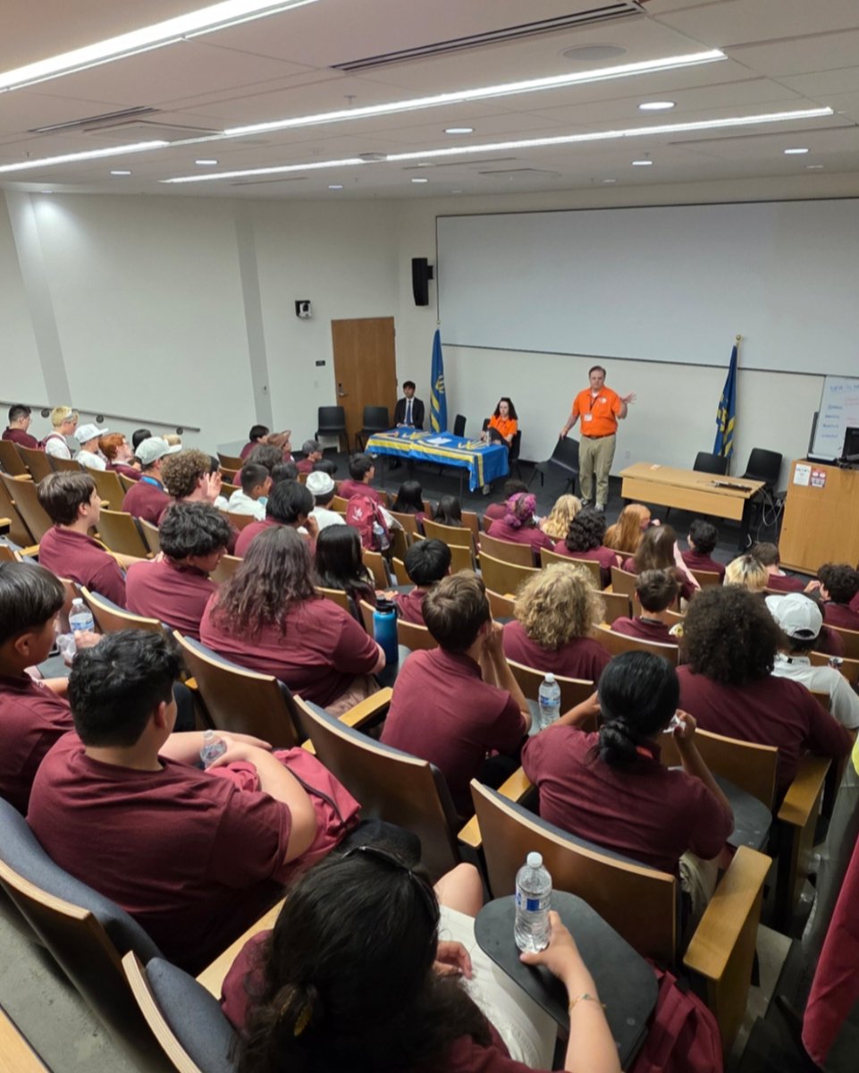 YLprogramDOTorg's tweet photo. Camp is getting busy today! Protests! Executive Orders! Elections ramping up!!
#ylprogram #YLP #youngleadersprogram2025 #youngleadersprogram #ylp2025 https://t.co/zOongMMbUq