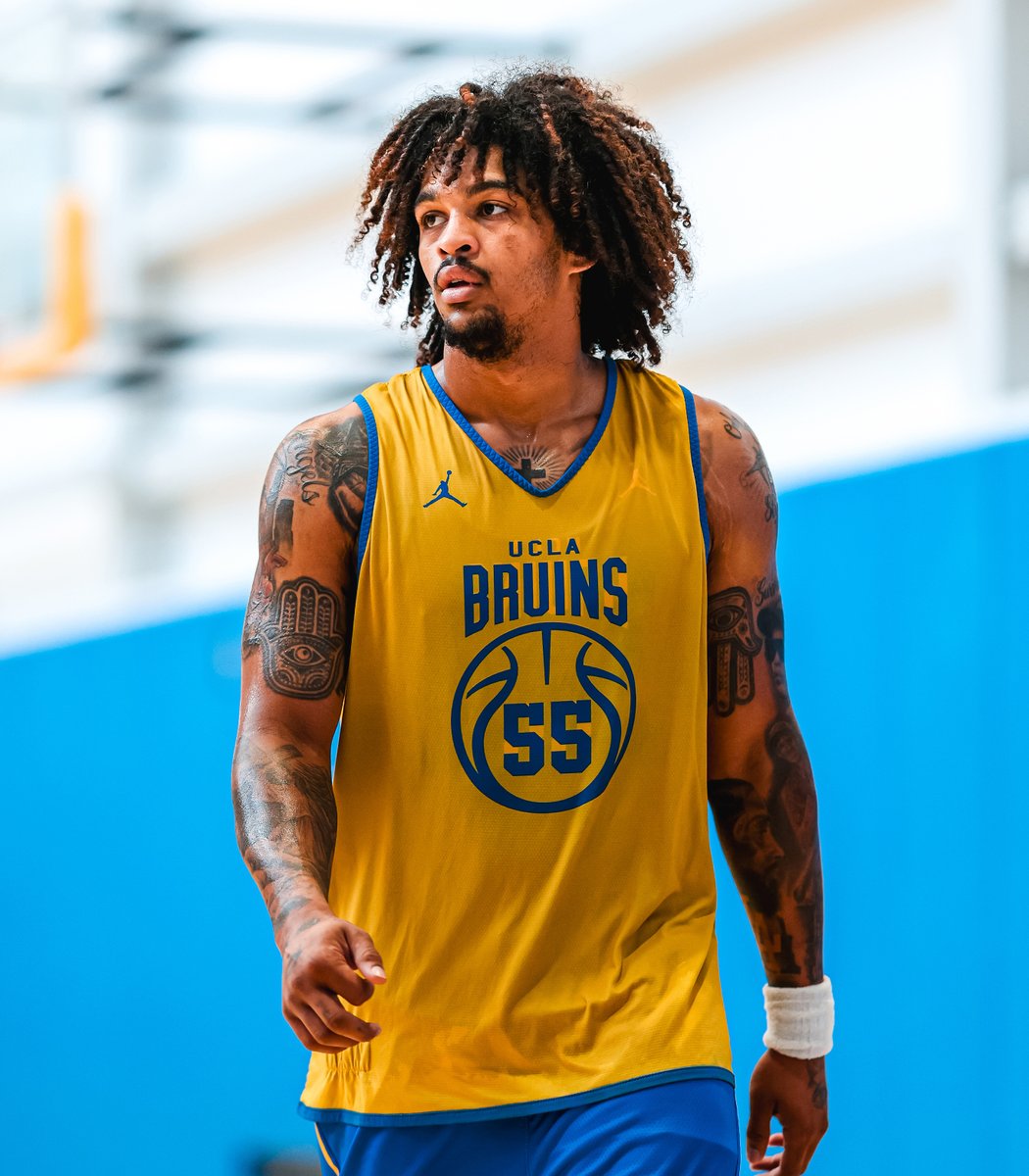 UCLAMBB's tweet image. Weekday 𝐰𝐨𝐫𝐤 in 𝐖𝐞𝐬𝐭𝐰𝐨𝐨𝐝.

#GoBruins 💪🏀☀️