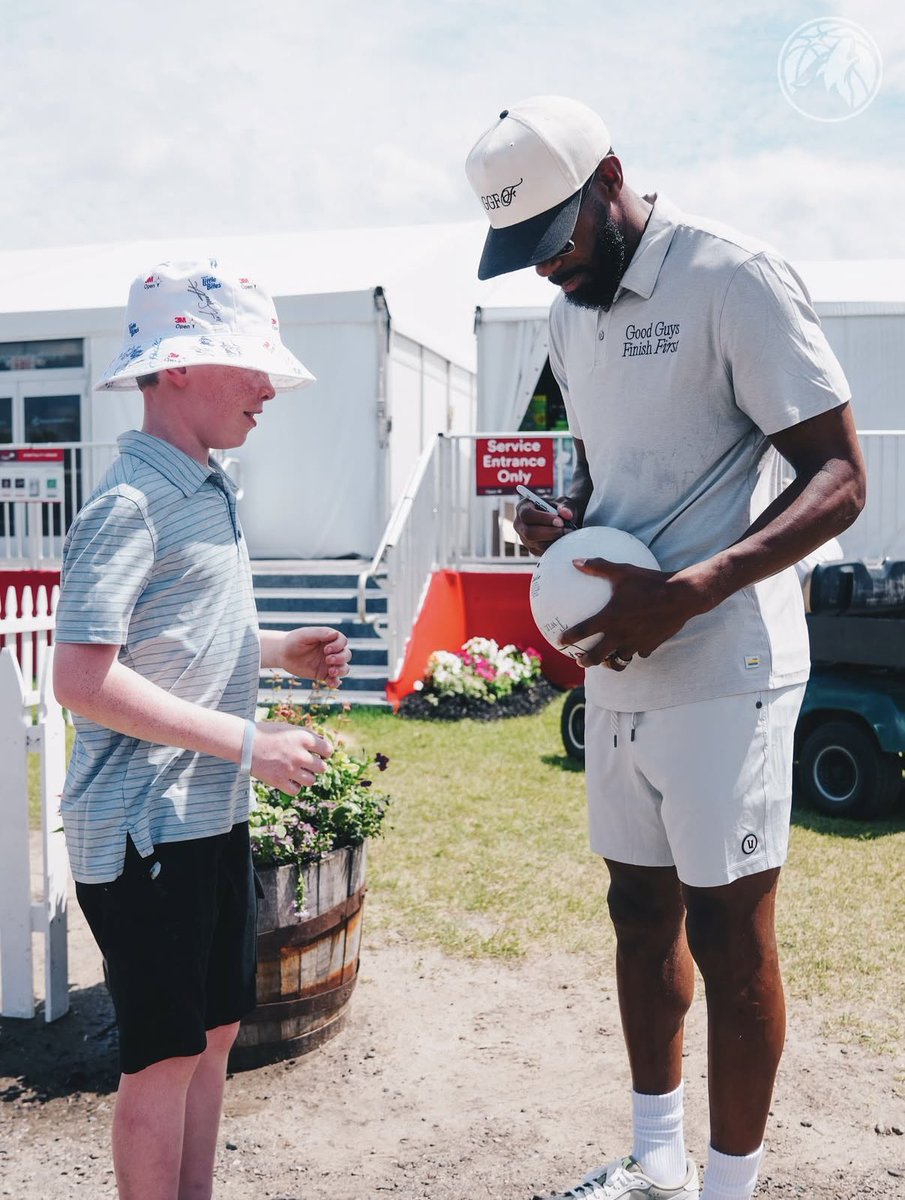 Mike Conley… one of the good guys! 

Always a great time at the <a href="/3MOpen/">3M Open</a>.
