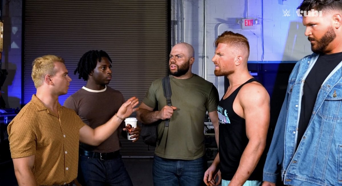 LilLevelUp's tweet image. Adrenaline Drip confronts It’s Gal and Sam Holloway, they’ll face each other in tag action tonight!
