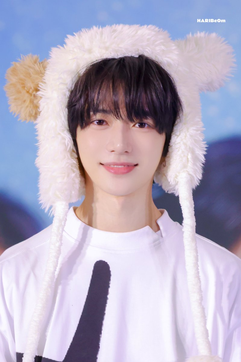 HARIBeOm_313's tweet image. εïз 250723 εïз 뮤직아트
🐶🐻
#투모로우바이투게더
#범규 #BEOMGYU #TXT_범규
#TXT #TOMORROW_X_TOGETHER #ボムギュ