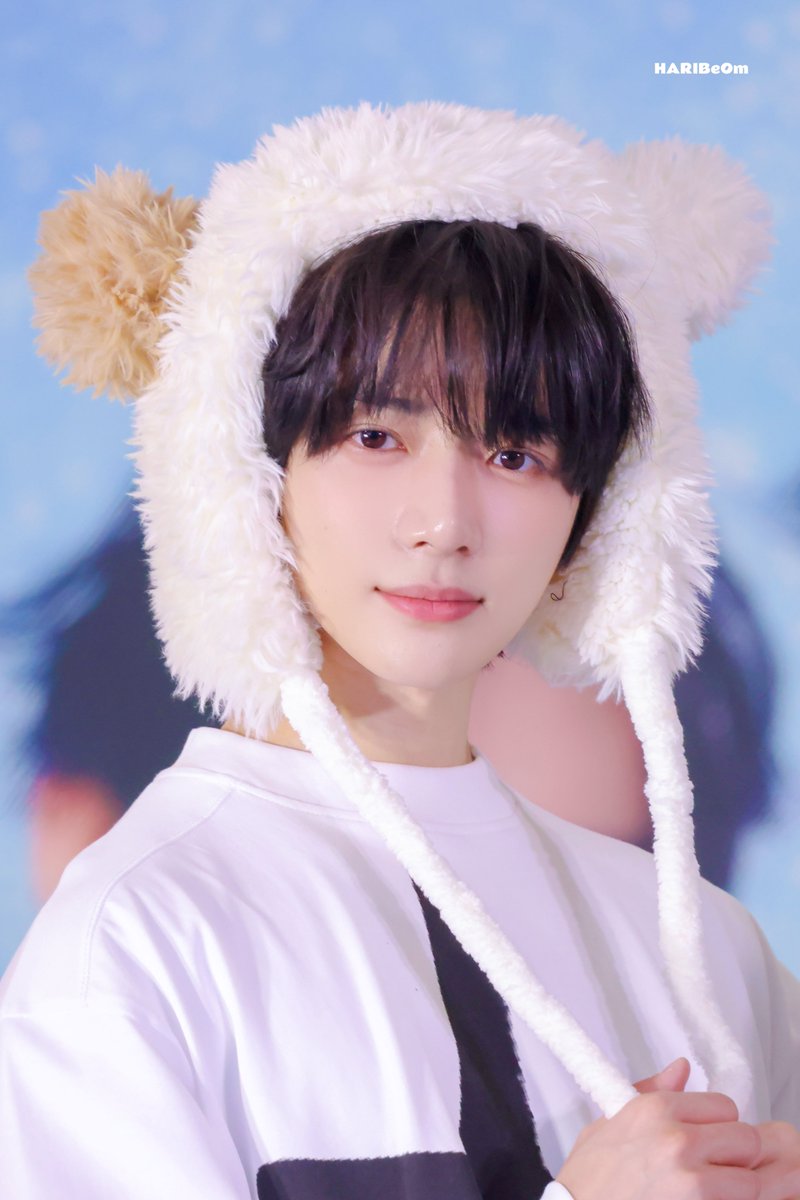HARIBeOm_313's tweet image. εïз 250723 εïз 뮤직아트
🐶🐻
#투모로우바이투게더
#범규 #BEOMGYU #TXT_범규
#TXT #TOMORROW_X_TOGETHER #ボムギュ