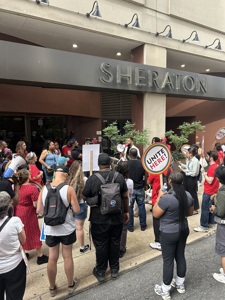 DGromko's tweet image. Philly stands with UNITE HERE hotel workers! Give the workers a fair contract!