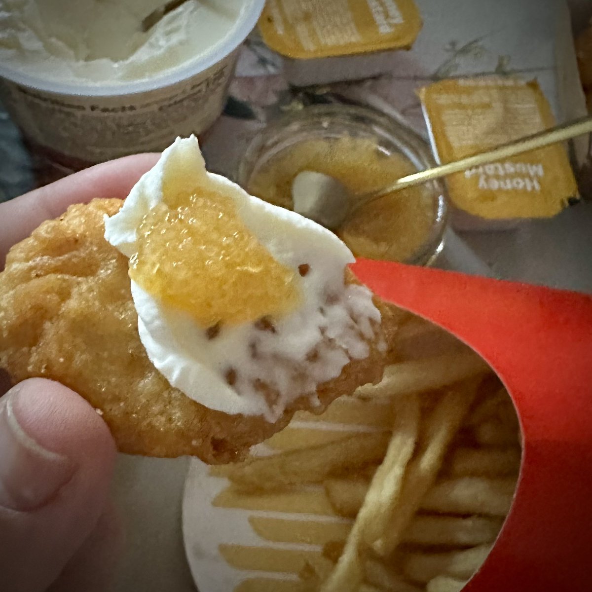 vandoliers's tweet image. Hopped on the crème fraiche and caviar on a McNugget bandwagon
