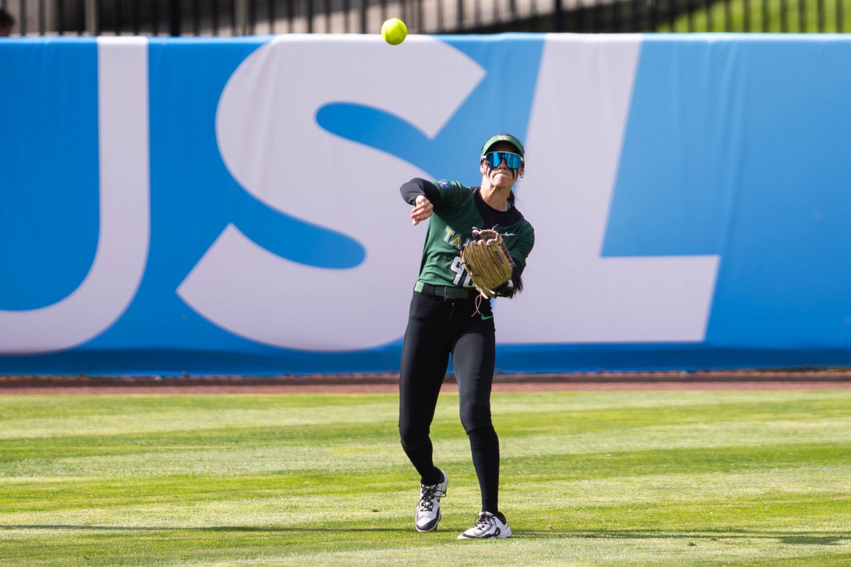 UWSoftball's tweet image. Lock Down Defense 🔒
Congratulations to Jadelyn Allchin and Baylee Klingler on earning AUSL All-Defensive Team honors!
📸 AUSL
#ProDawgs x #MightyAreTheWomen