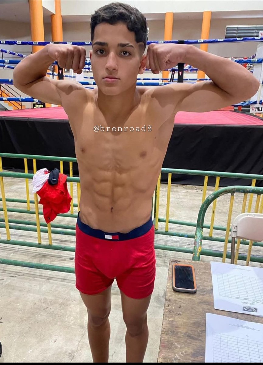 Más #chacalitos encamables 🥵🥵 #chacales #héteros #machos #bultos #straight #bulge