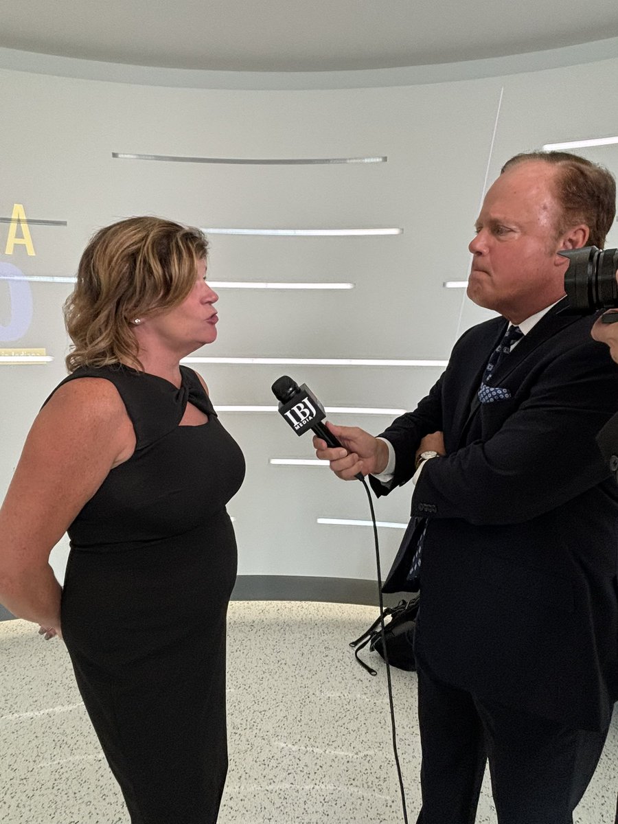 GerryDick's tweet image. Got some great perspectives on the state of the Indiana economy at tonight’s @ibj_media I#IN250 event for this week’s @IIB!